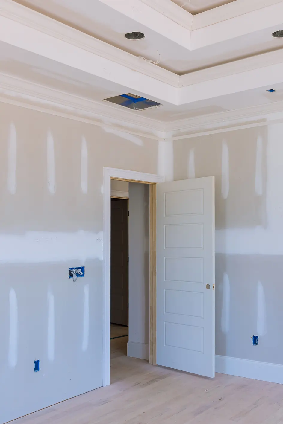laid-plastering-gypsum-walls-ceiling-newly-built-house-drywall-seams (1)
